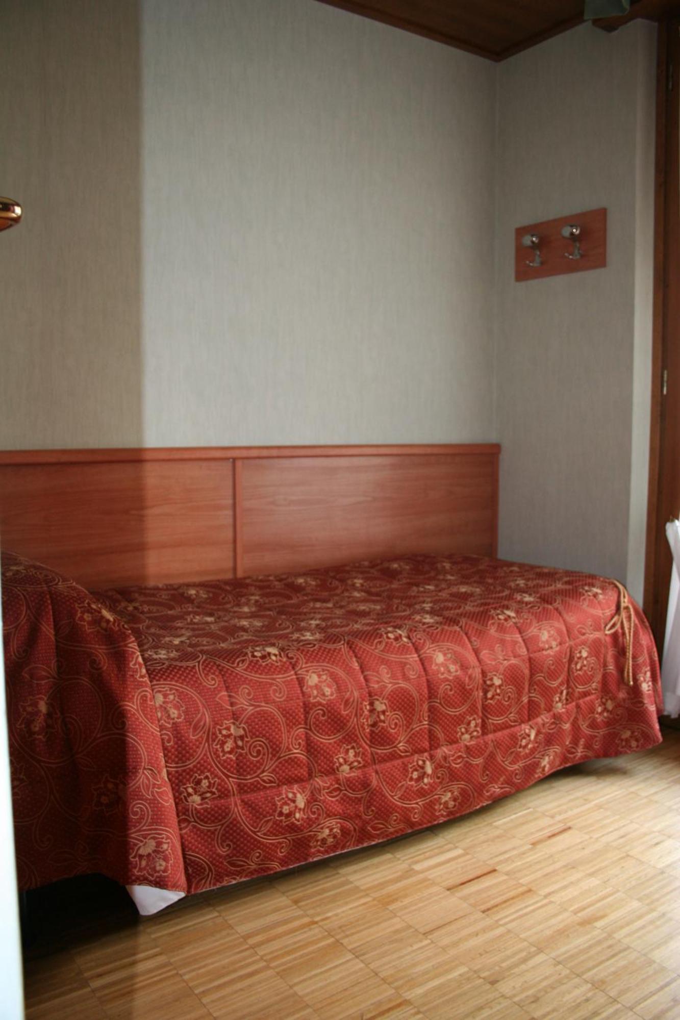 Hotel Migliorati カスティオーネ・デッラ・プレゾラーナ エクステリア 写真
