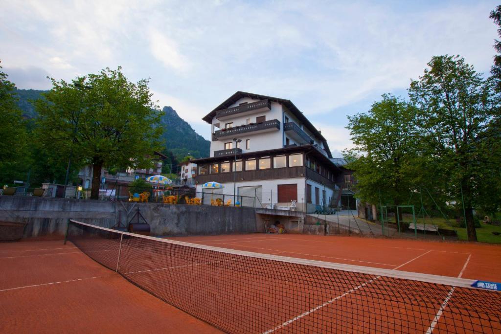 Hotel Migliorati カスティオーネ・デッラ・プレゾラーナ エクステリア 写真