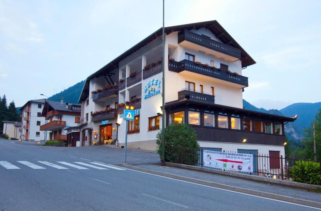 Hotel Migliorati カスティオーネ・デッラ・プレゾラーナ 部屋 写真